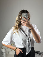 T-shirt foulard