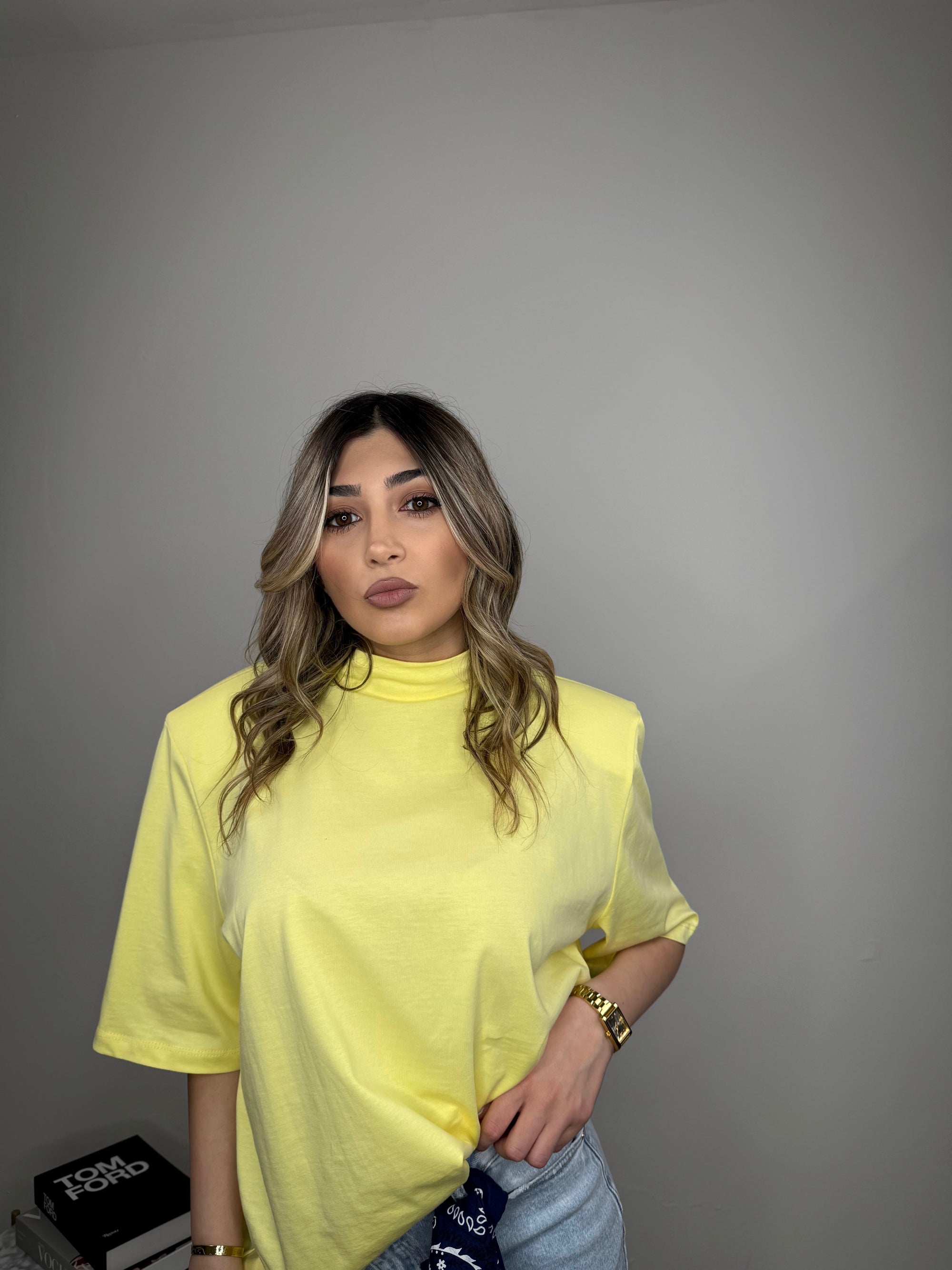 T-Shirt Boxy Fit con Spalline Imbottite