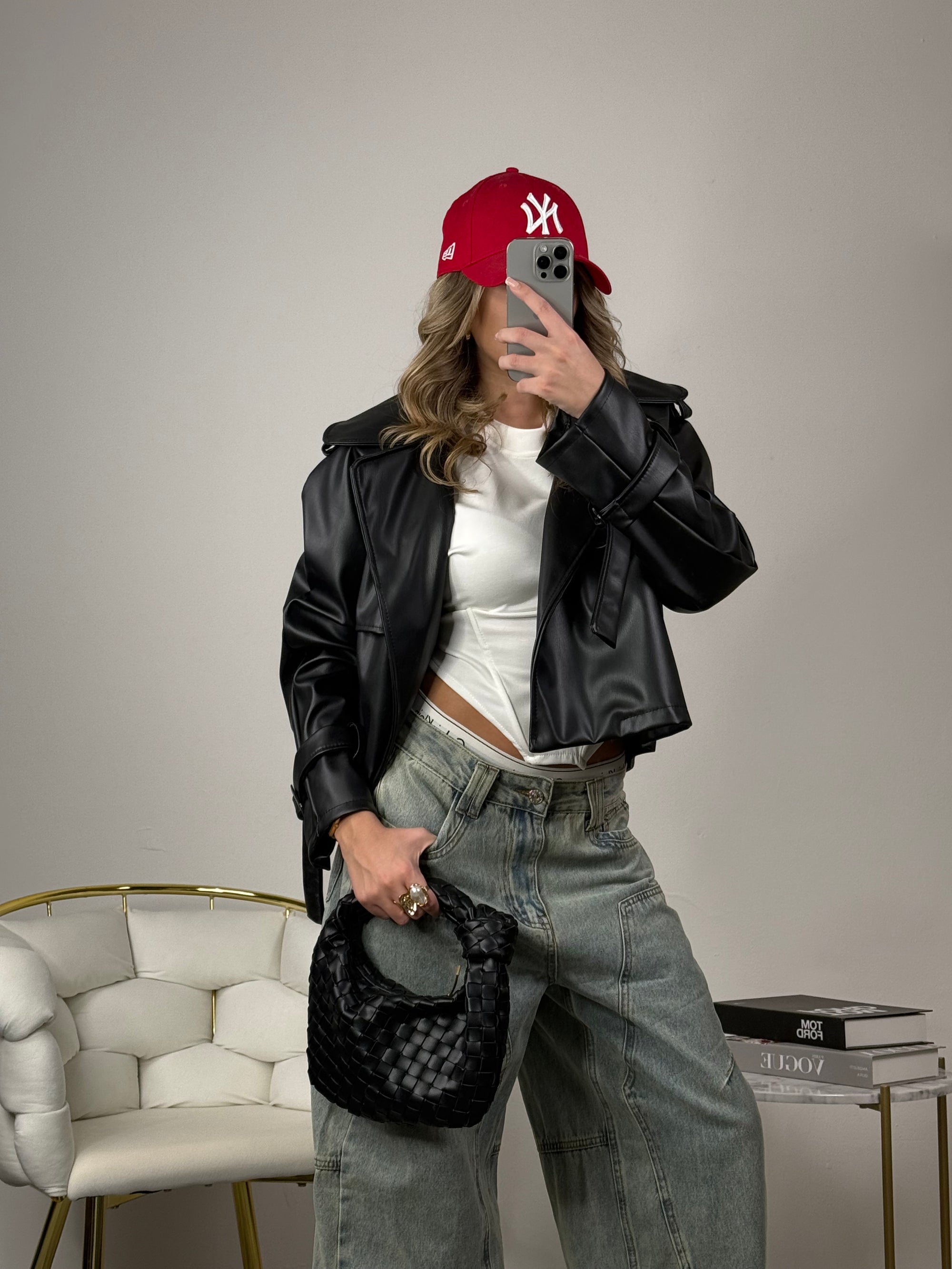 Giacca di pelle aperta