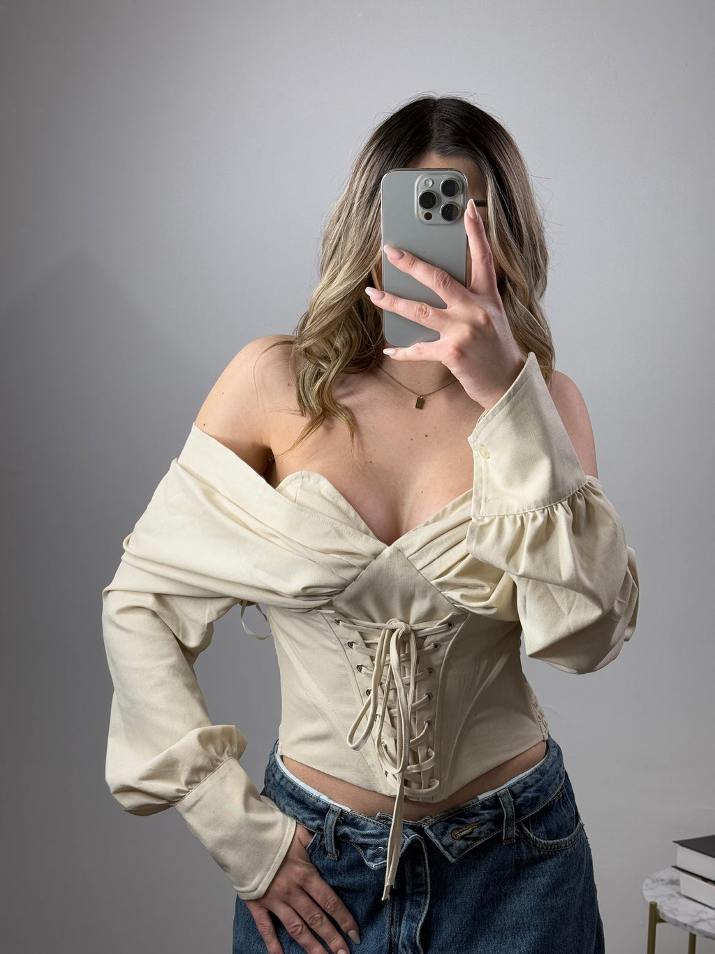 Blusa bustier con stringhe
